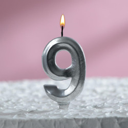 Изображение Свеча в торт "Грань", цифра "9", серебряный металлик