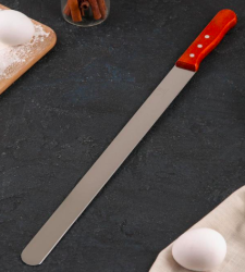 Изображение Нож для бисквита мелкие зубцы 35 см, ручка дерево