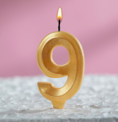 Изображение Свеча в торт "Грань", цифра "9", золотой металлик